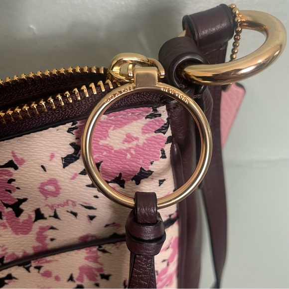 Coach Daisy Print Chaise 61 Crossbody Floral Pink White Purple L1979 89471 - Picture 12 of 14